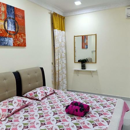 Gambang Homestay Banglomuslim Куантан Екстер'єр фото